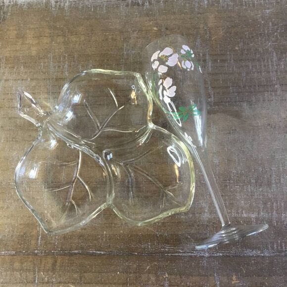 Vintage Fairycore Cottage Fairy Floral Glass Champagne Flute and Leaf Bowl Set - Picture 5 of 5